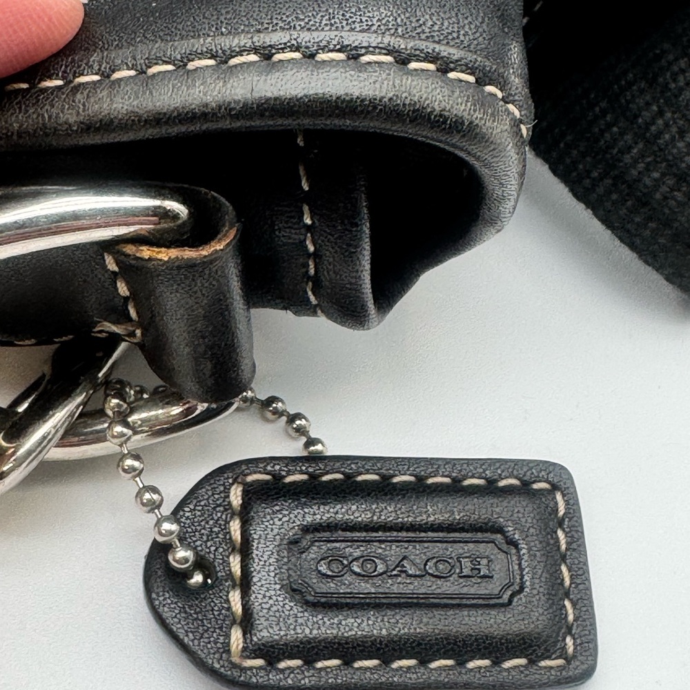 Vintage Coach Soho Black Leather Buckle Flap Adjustable Strap Crossbody 8480 - Picture 7 of 16